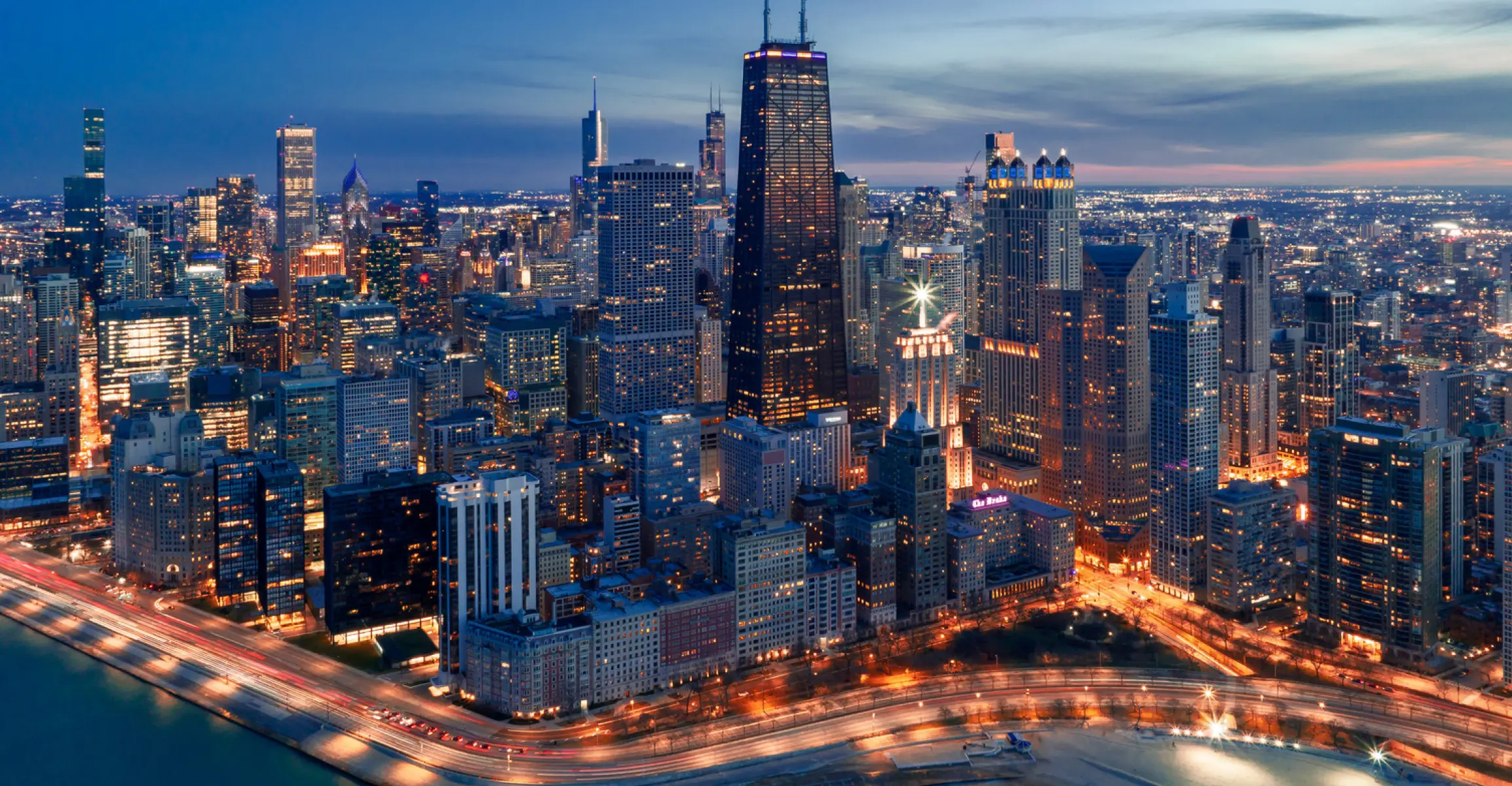 Tramonto sullo skyline di Chicago