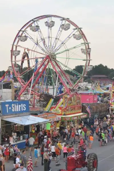 Ruota panoramica alla Fiera di Stato