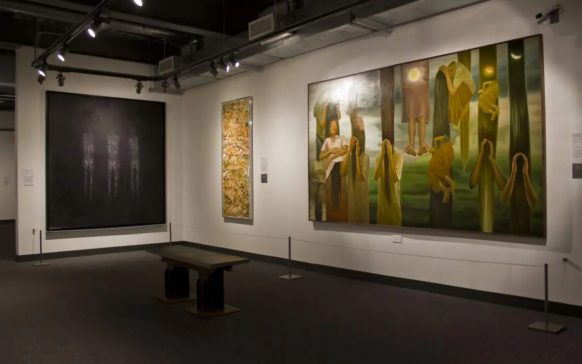 Dipinti al Museo dell'Olocausto e Centro Educativo.