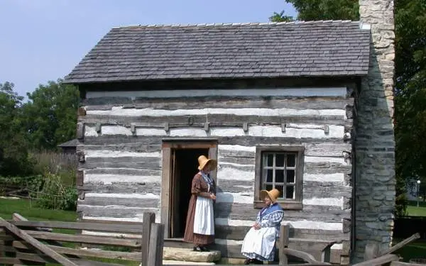 Una vecchia casa di legno