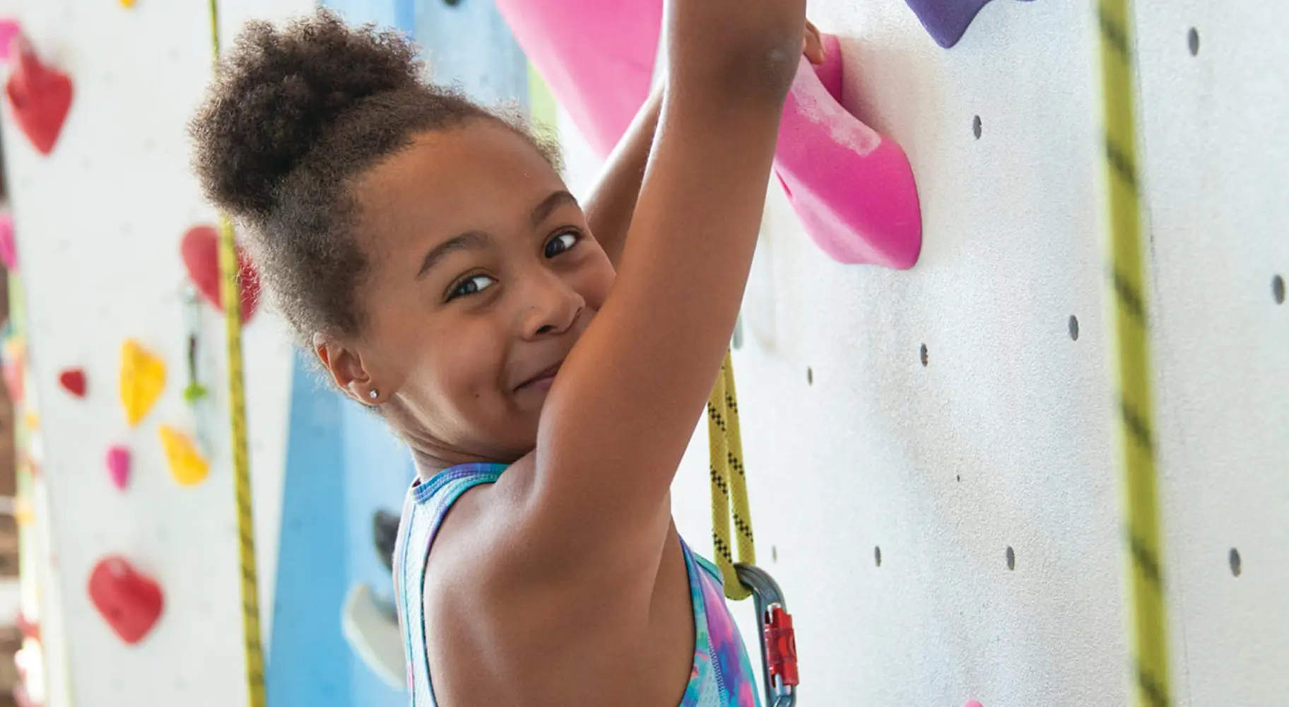 Arrampicata su roccia per bambini