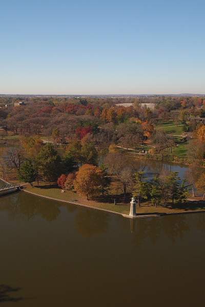 Una veduta aerea del fiume Fox, durante l'autunno