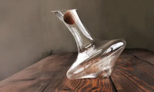 Decanter Swoon Living