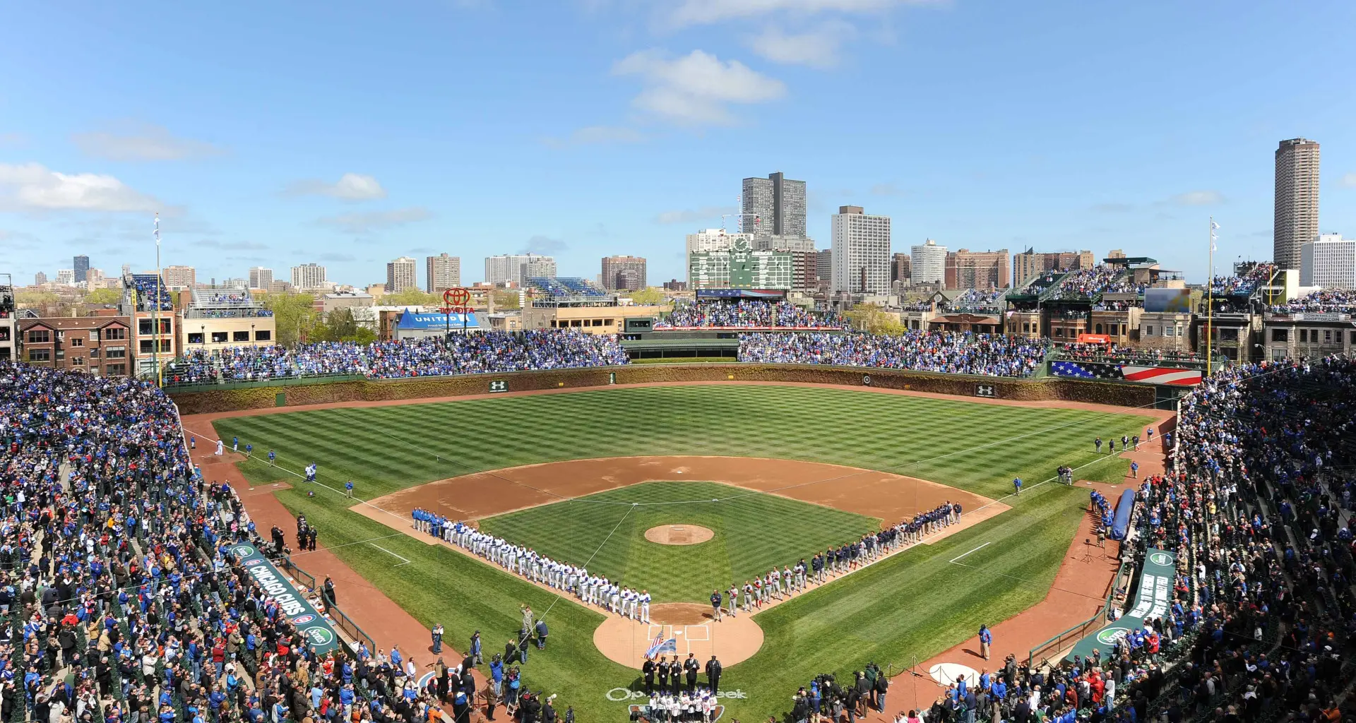 Vista del Wrigley Field nel giorno dell'inaugurazione dei Chicago Cubs 2014