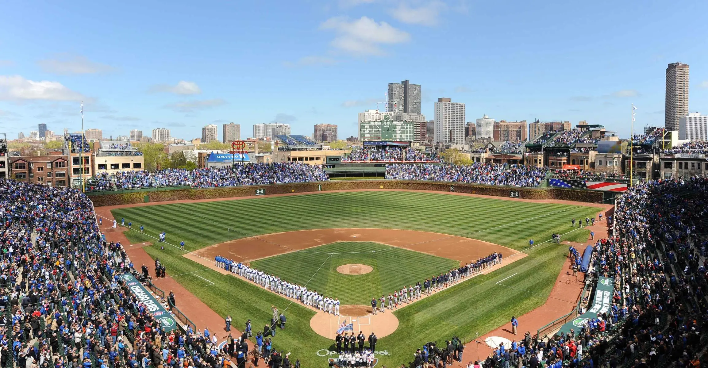 Vista del Wrigley Field nel giorno dell'inaugurazione dei Chicago Cubs 2014