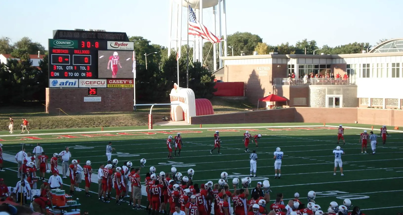 L'area di meta di un campo da calcio nel giorno della partita