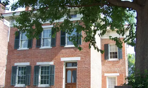 Museo della ferrovia sotterranea di Quincy presso la Dr. Richard Eells House 